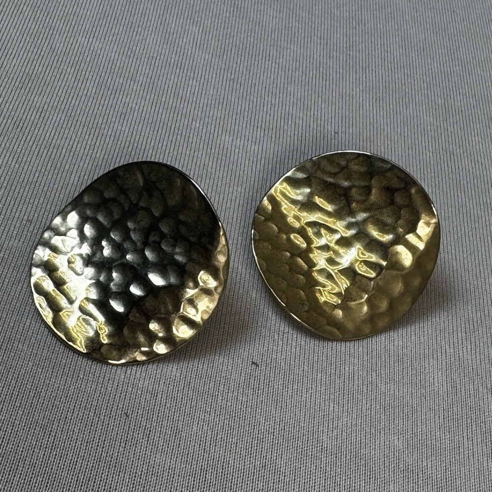 Vintage Gold-Tone Hammered Wavy Round Stud Earrings